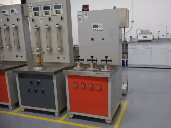 膨潤(rùn)土防水毯檢測(cè)